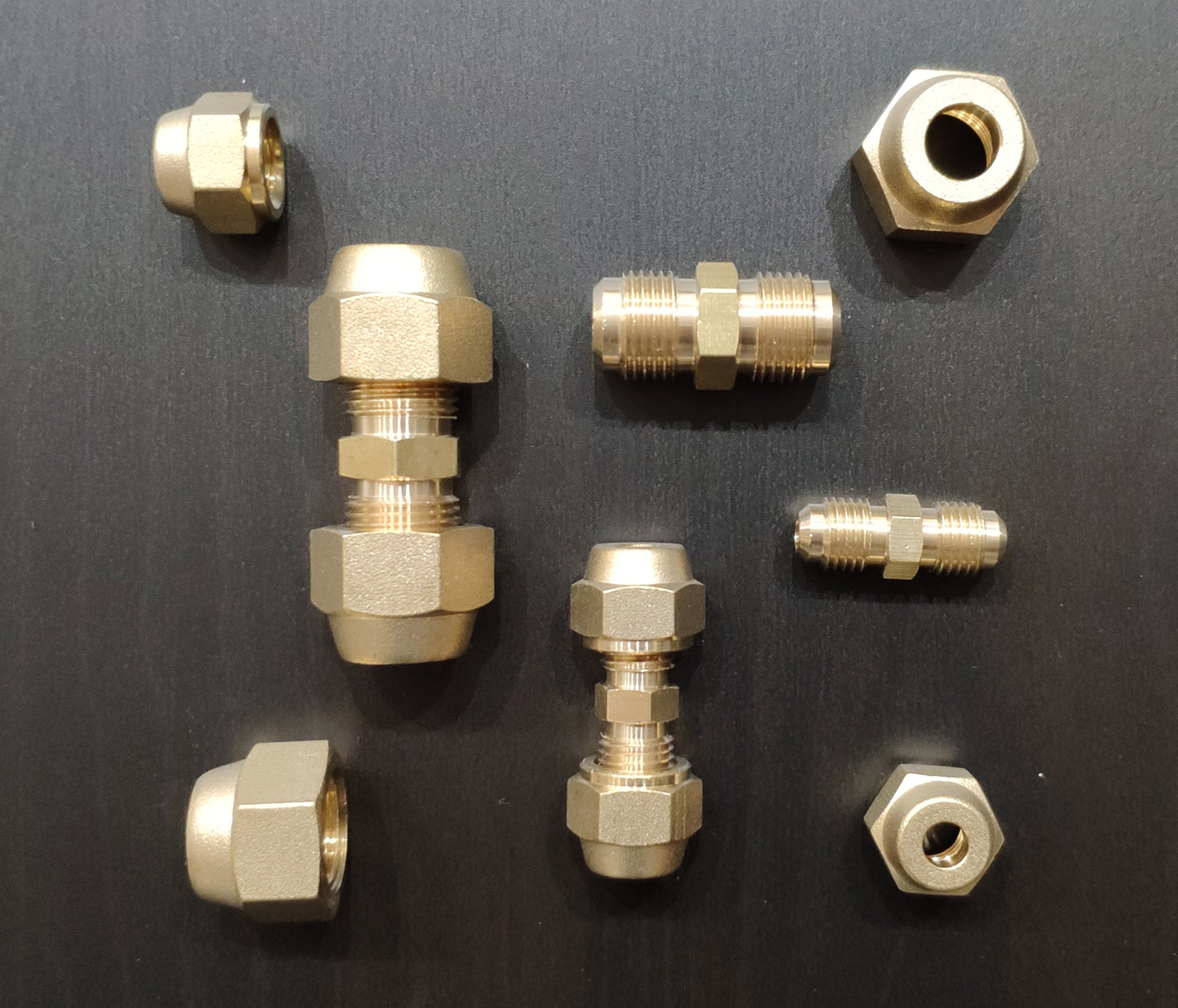 Refrigerant line union nuts connecting nipple EasyConnection 1/4" + 3/8"