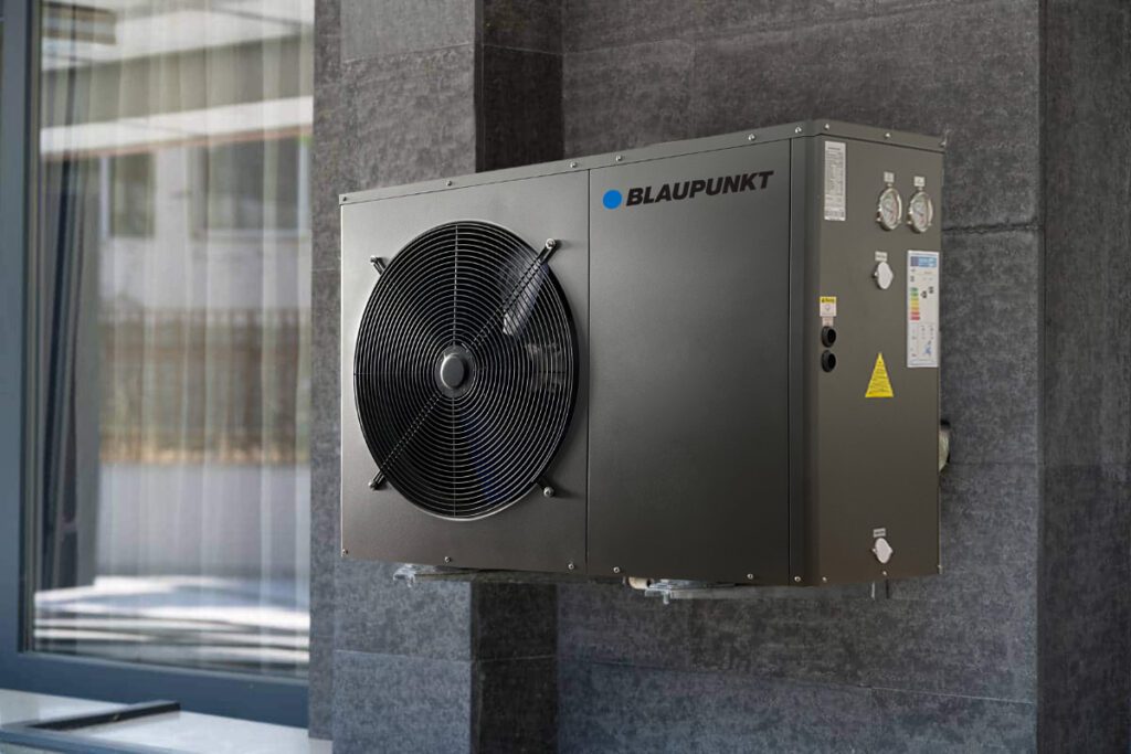 Blaupunkt Monoblock heat pump air/water 10 kW BLP10P3V2MR32 Wifi BAFA heating / cooling A+++